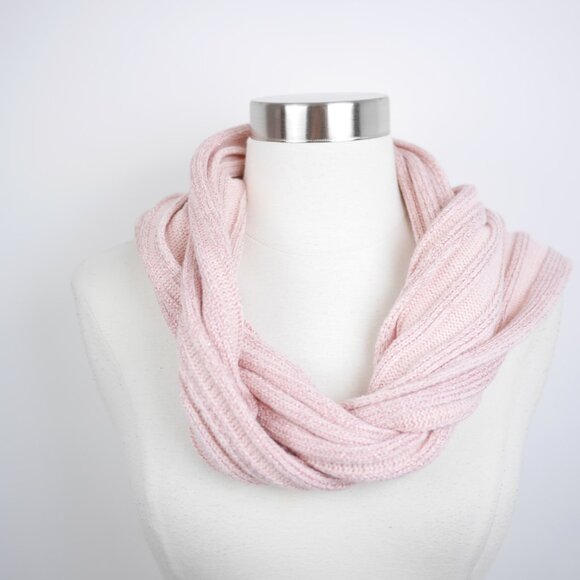 KATE SPADE New York Women's English Rose Metallic Rib Knit Scarf and Hat Set - Picture 8 of 12